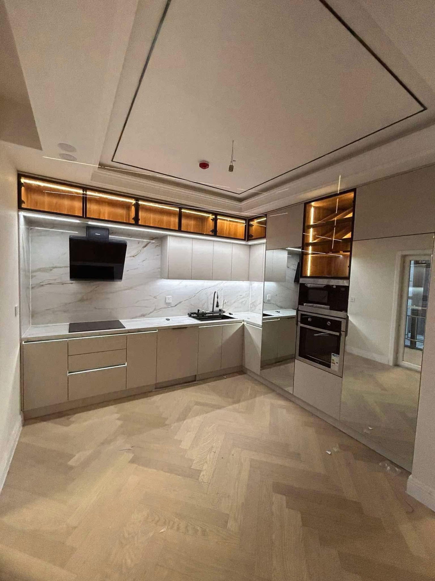 Diseños de cocinas con dobles fondos